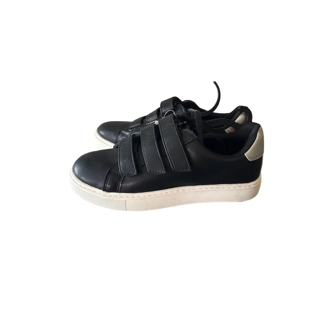 Time and Tru Women’s 3 Strap Memory Foam Sneakers Black Hook Loop Size 6 NWT